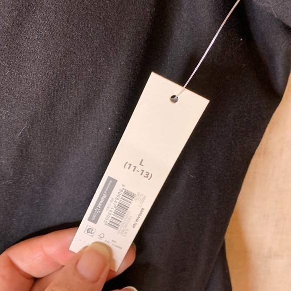 Six piece women’s top bundle - Picture 9 of 13